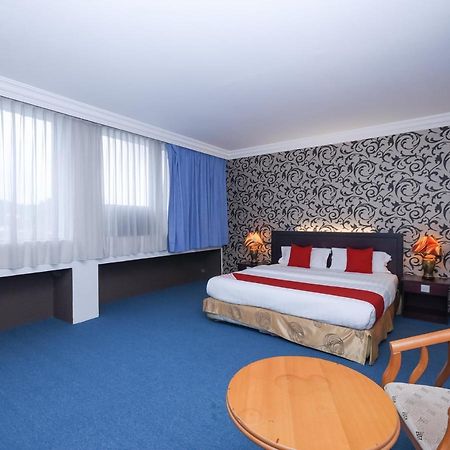 Super Oyo 89604 City Home Stay Miri Ngoại thất bức ảnh