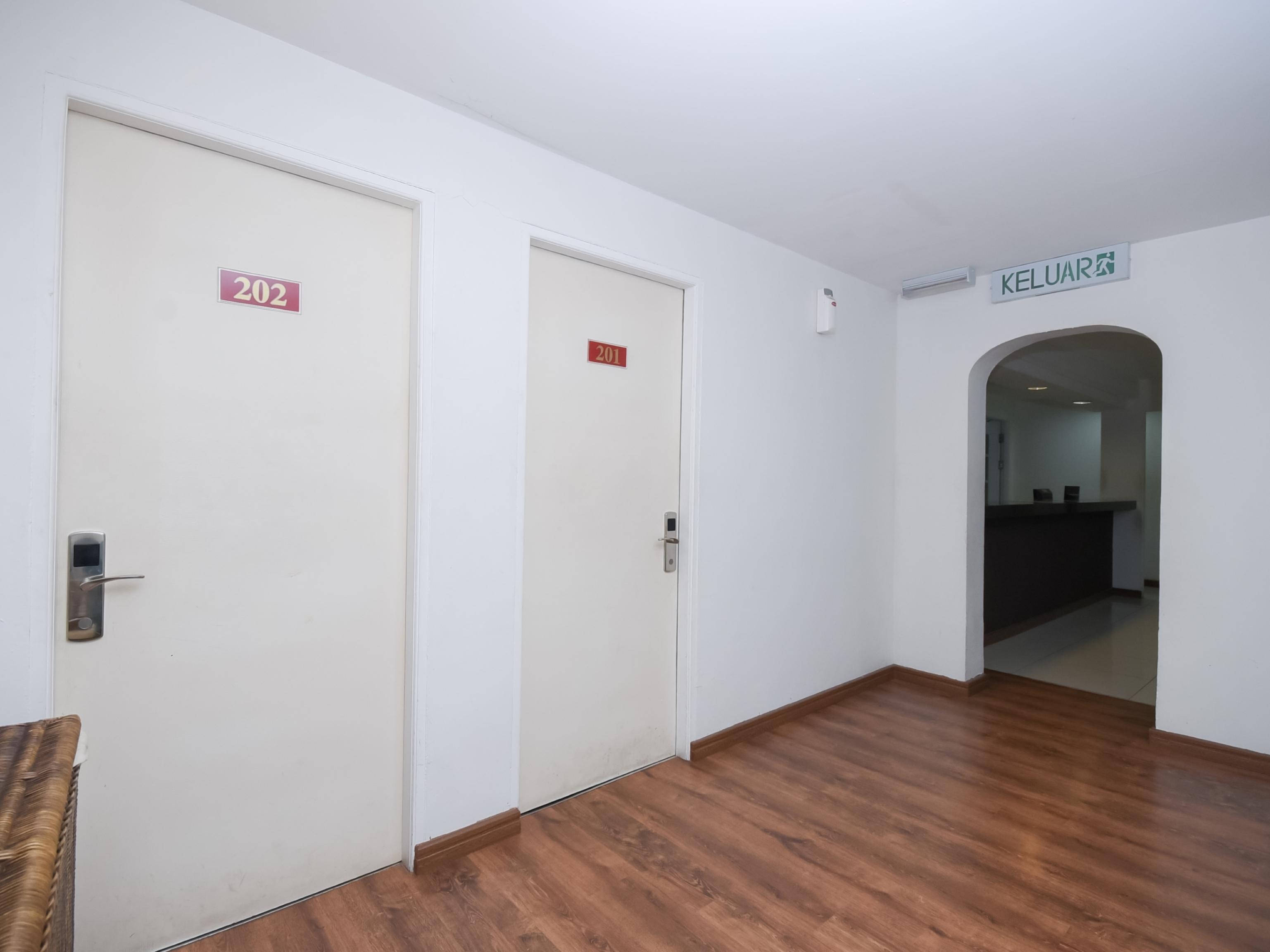 Super Oyo 89604 City Home Stay Miri Ngoại thất bức ảnh
