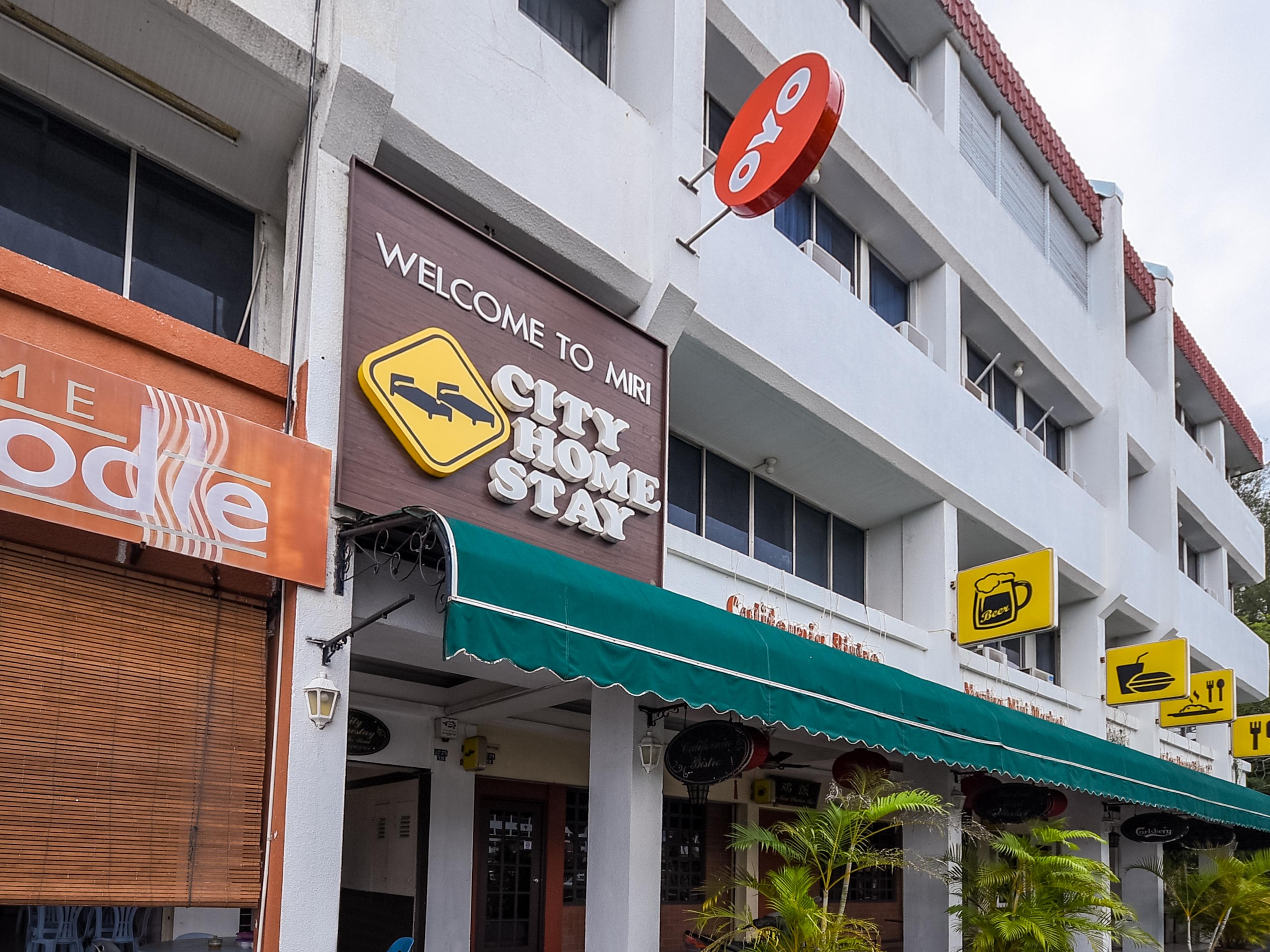 Super Oyo 89604 City Home Stay Miri Ngoại thất bức ảnh